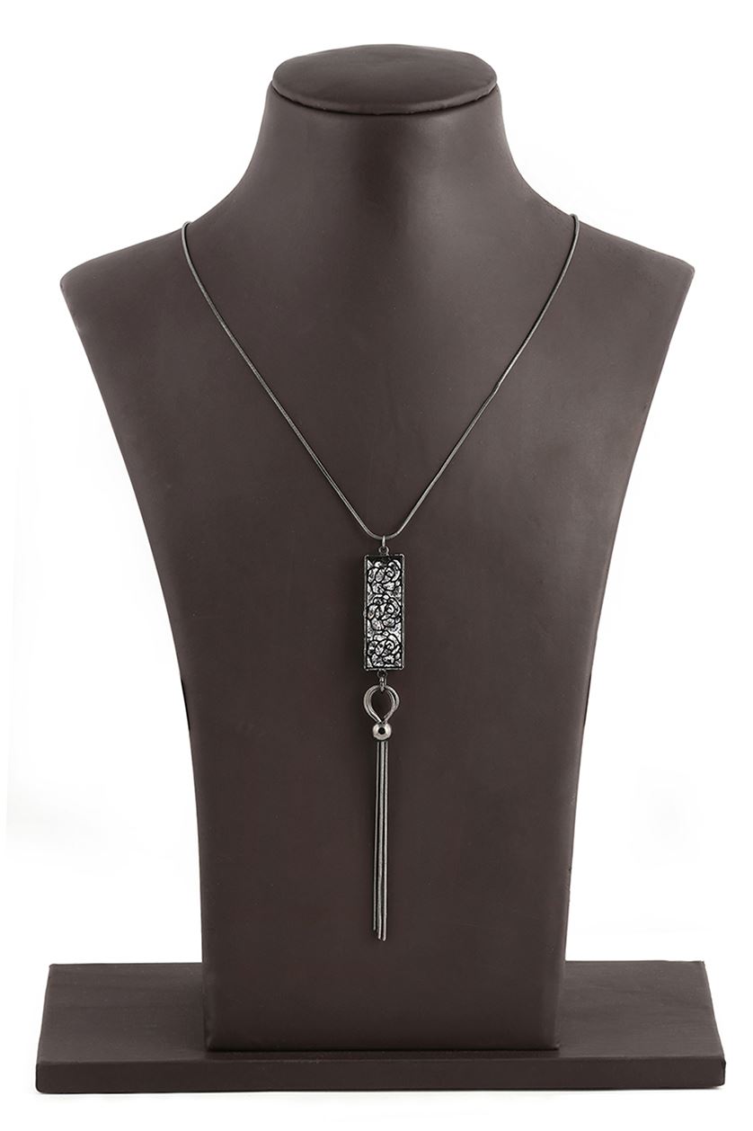 A closeup of a black metal necklace from BenzerWorld ethnicwear store.