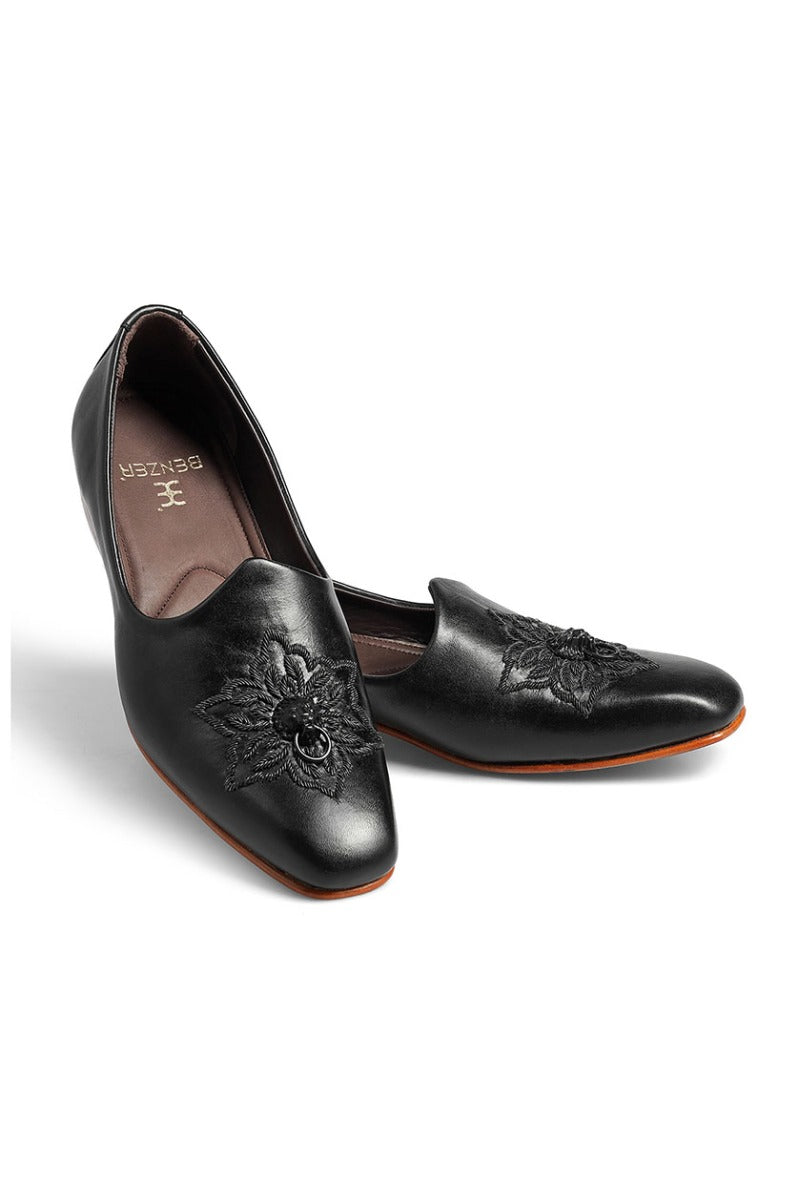 Black leather zardosi embroidered shoes from BenzerWorld ethnicwear store.