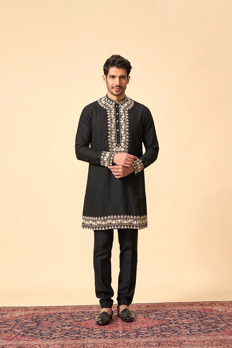 Regal Black Embroidered Kurta with Detailed Neck and Hem Work