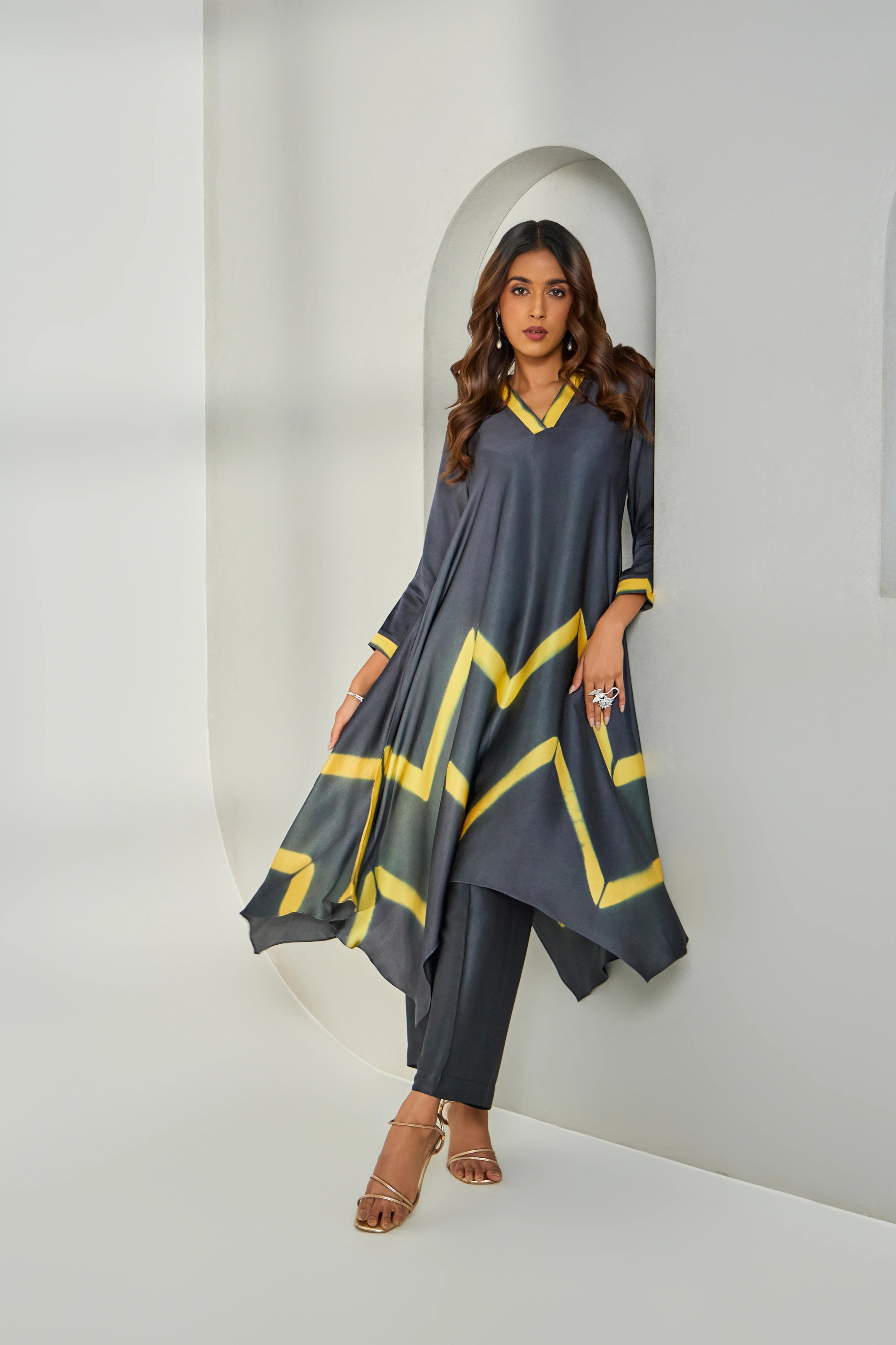 Ihriya Ombre Kurta-set